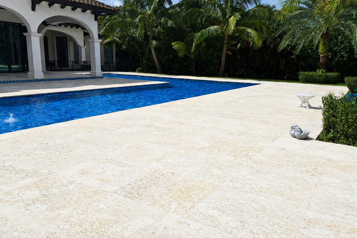 Coral pool deck pressure washing South Florida